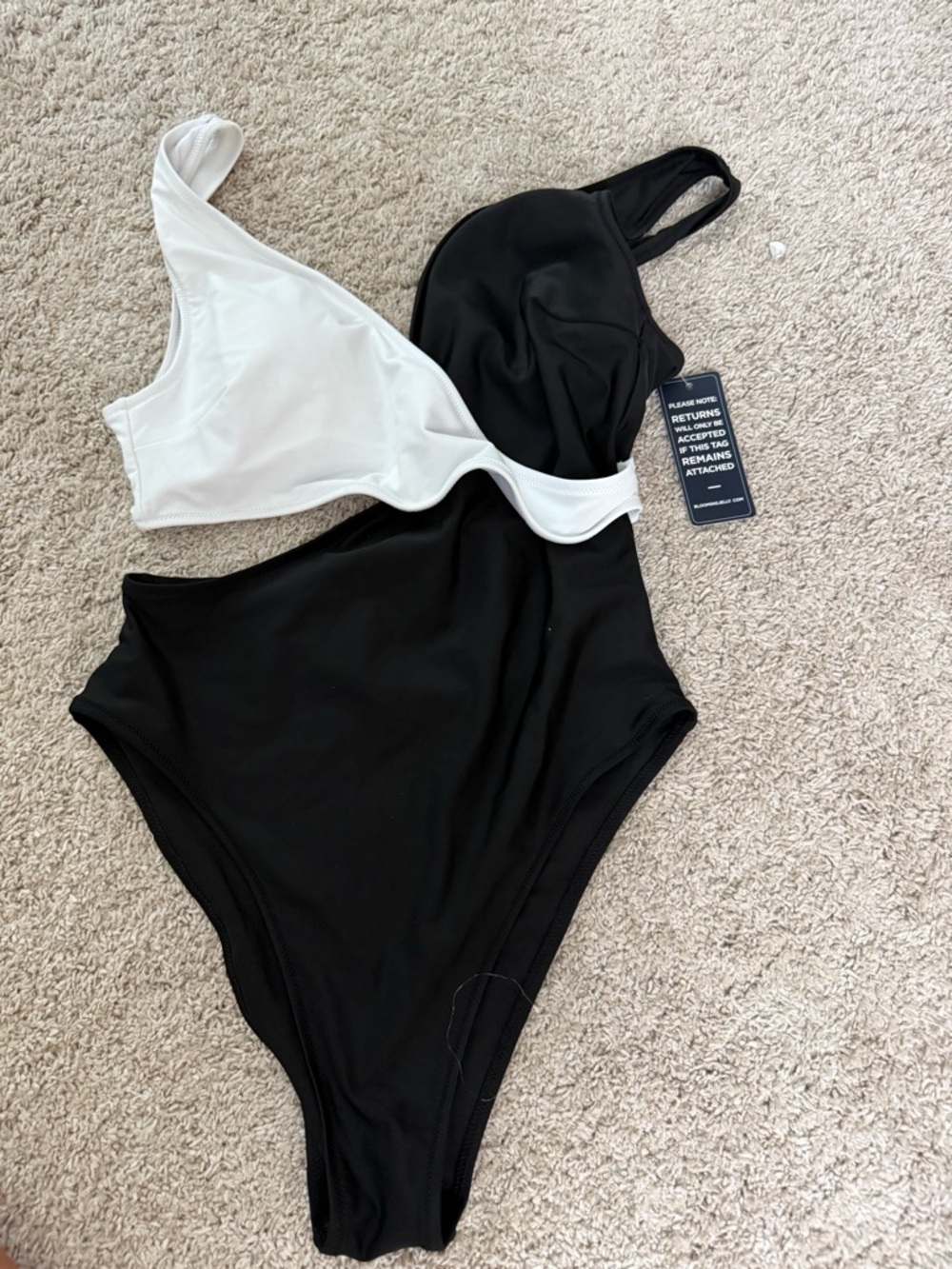 Black and White One-Shoulder Swimsuit cupshe size small